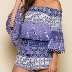 Anthropologie Raga Off the Shoulder Pom Pom Sleeves Romper Blue/White SZ XS NWT